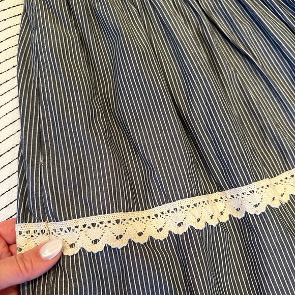 Suzabelle dress women’s medium - Picture 9 of 13